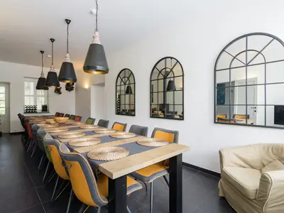 DiningRoom