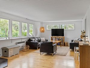 24018384-Ferienhaus-8-Gedser-300x225-2