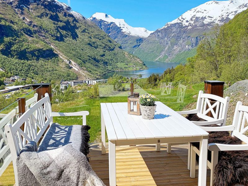 23438783-Ferienhaus-9-Geiranger-800x600-0