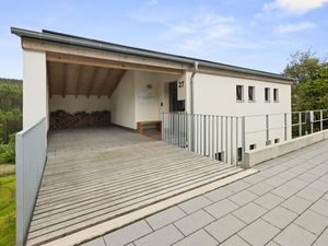 24048527-Ferienhaus-4-Gerolstein-300x225-2