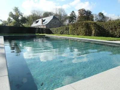 PoolOfHouse