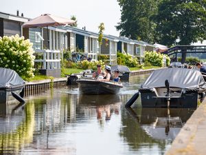 23105693-Ferienhaus-4-Giethoorn-300x225-3