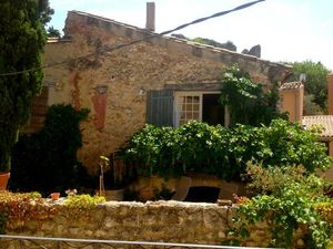 17790930-Ferienhaus-6-Gigondas-300x225-1