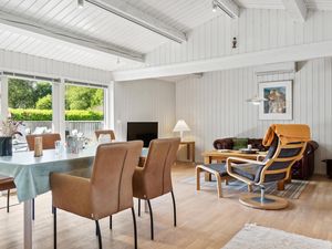 23763329-Ferienhaus-7-Gilleleje-300x225-3