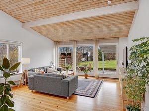 23763301-Ferienhaus-6-Gilleleje-300x225-1