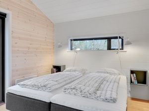 23863345-Ferienhaus-6-Gilleleje-300x225-4