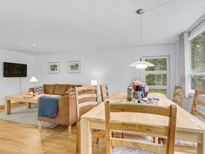 23754318-Ferienhaus-6-Gistrup-300x225-4