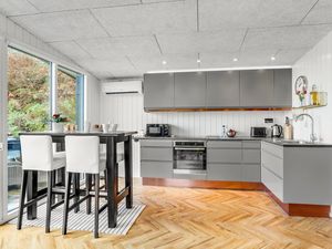 23758398-Ferienhaus-6-Gistrup-300x225-4