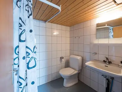 Dusche/Toilete EG