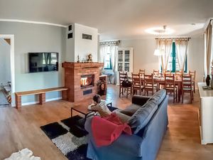 23747866-Ferienhaus-12-Gizycko-300x225-2