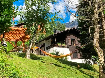 Ferienhaus für 8 Personen (150 m²) in Glarus 1/10
