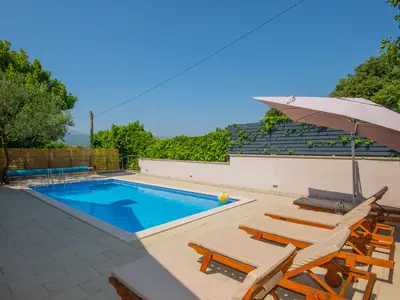 balcony-terrace