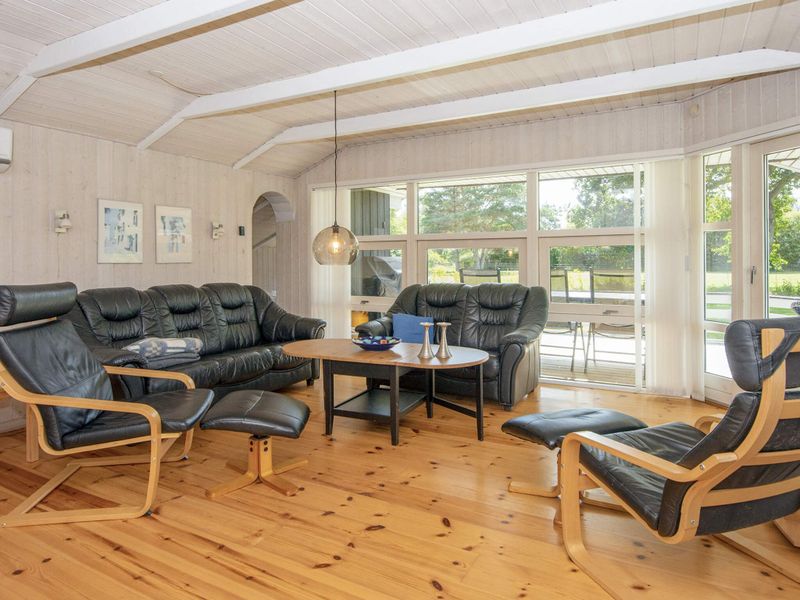 18195280-Ferienhaus-8-Glesborg-800x600-1