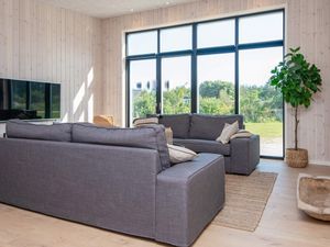 21604247-Ferienhaus-16-Glesborg-300x225-2