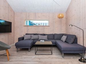 21672863-Ferienhaus-12-Glesborg-300x225-1