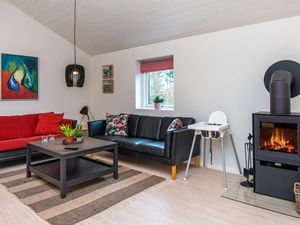 22669341-Ferienhaus-6-Glesborg-300x225-1