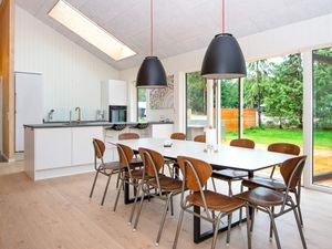 23480779-Ferienhaus-10-Glesborg-300x225-2