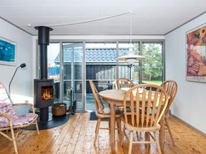 23520419-Ferienhaus-6-Glesborg-300x225-4