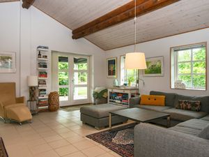 502091-Ferienhaus-8-Glesborg-300x225-4