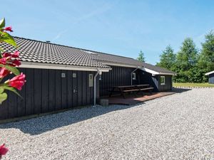 21967743-Ferienhaus-11-Glesborg-300x225-2