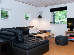 22765063-Ferienhaus-6-Glesborg-300x225-3