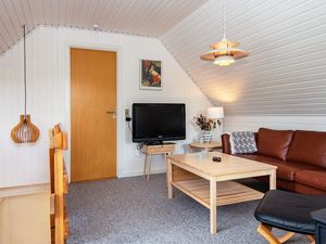 22647499-Ferienhaus-6-Glesborg-300x225-4