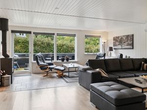 23730942-Ferienhaus-12-Glesborg-300x225-2