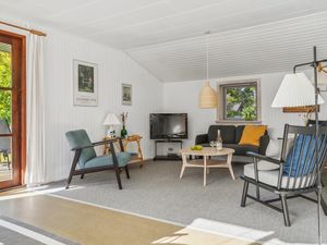 23724102-Ferienhaus-4-Glesborg-300x225-2