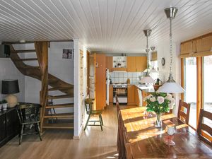 23726354-Ferienhaus-8-Glesborg-300x225-2