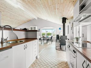 23727001-Ferienhaus-7-Glesborg-300x225-5