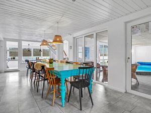 23728804-Ferienhaus-16-Glesborg-300x225-4