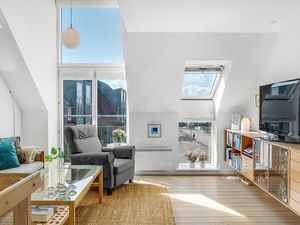 23746604-Ferienhaus-4-Glesborg-300x225-3