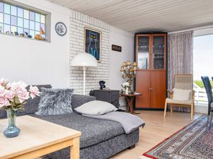 22290501-Ferienhaus-6-Glesborg-300x225-4