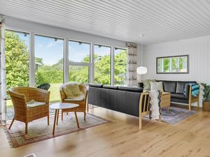 23749555-Ferienhaus-6-Glesborg-300x225-3