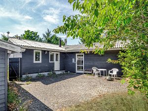 23738892-Ferienhaus-8-Glesborg-300x225-2