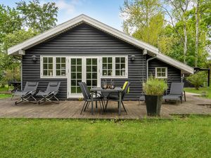 23751345-Ferienhaus-8-Glesborg-300x225-1