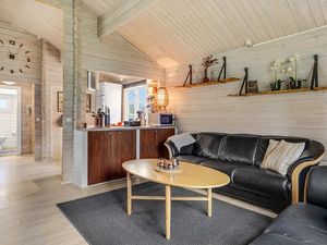 23751433-Ferienhaus-6-Glesborg-300x225-2