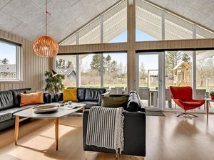 23762672-Ferienhaus-18-Glesborg-300x225-2