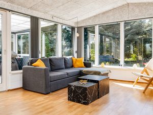 23875111-Ferienhaus-6-Glesborg-300x225-1