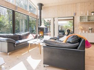 22365701-Ferienhaus-8-Glesborg-300x225-2