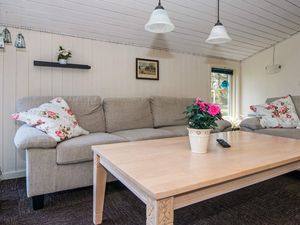 23058039-Ferienhaus-6-Glesborg-300x225-3