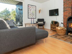 22048535-Ferienhaus-5-Glesborg-300x225-4