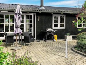 22334503-Ferienhaus-8-Glesborg-300x225-1