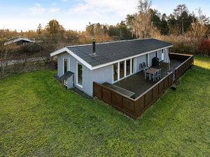 24056737-Ferienhaus-6-Glesborg-300x225-1