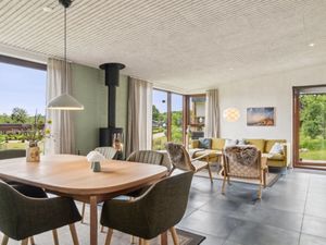 23865660-Ferienhaus-6-Glesborg-300x225-1