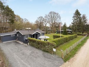 23865693-Ferienhaus-6-Glesborg-300x225-2