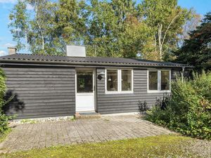 21967545-Ferienhaus-6-Glesborg-300x225-0