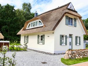 22280541-Ferienhaus-6-Glowe-300x225-2