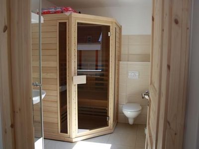 Bad im EG mit Sauna und Dusche