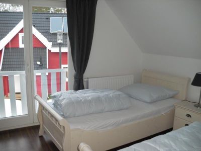 Schlafzimmer mit 2 Einzelbetten